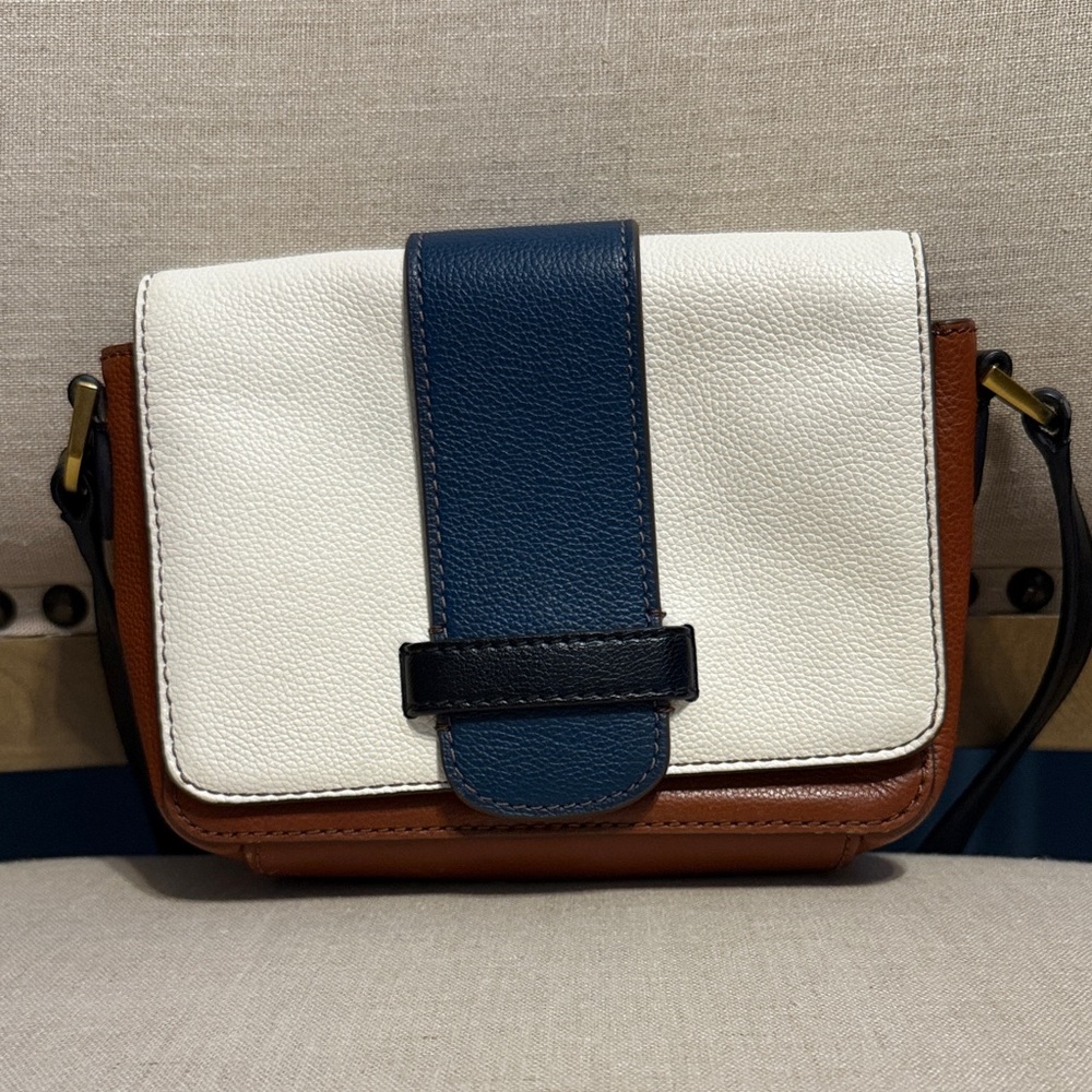 Fossil “Mandy” Small Leather Crossbody Bag
